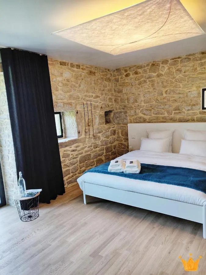 Estafete Bed & Breakfast Cressensac-Sarrazac 0*,