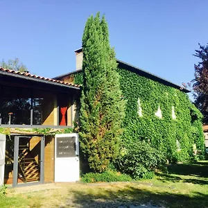 Magnificent Renovated Farmhouse - 10 Min A7 - , Anneyron Frankreich